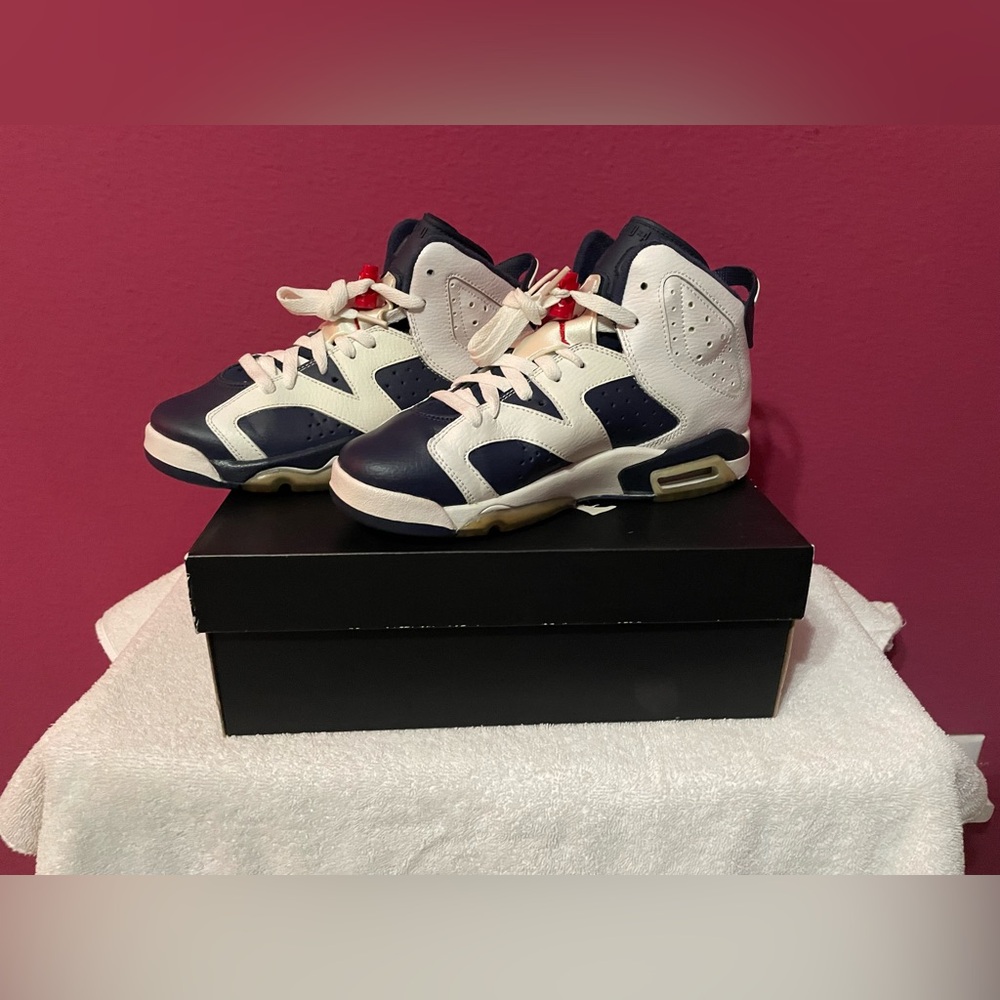 Nike Air Jordan 6 Retro Olympic